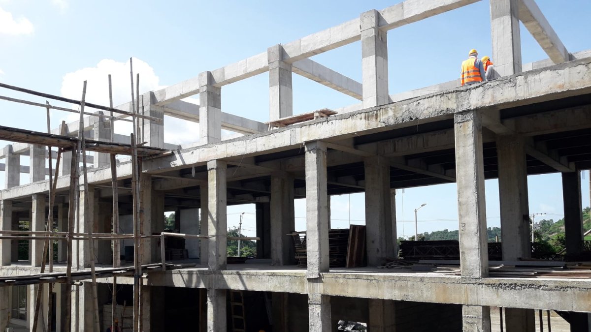 El sector de la construcción no siente beneficios por el aumento del precio de las casas VIS y VIP.