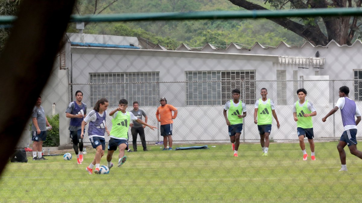 Los juveniles del Club Sport Emelec podrían ser parte del equipo que juegue contra El Nacional.