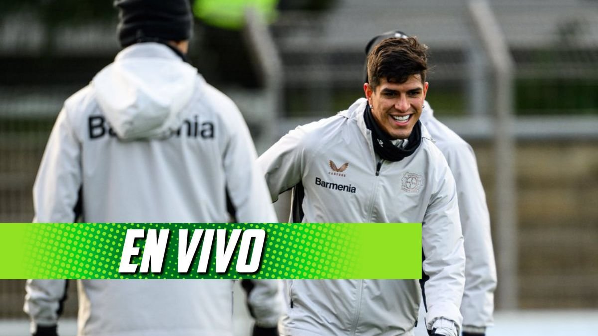 Piero Hincapié y su primer partido oficial con el Leverkusen en el 2025.