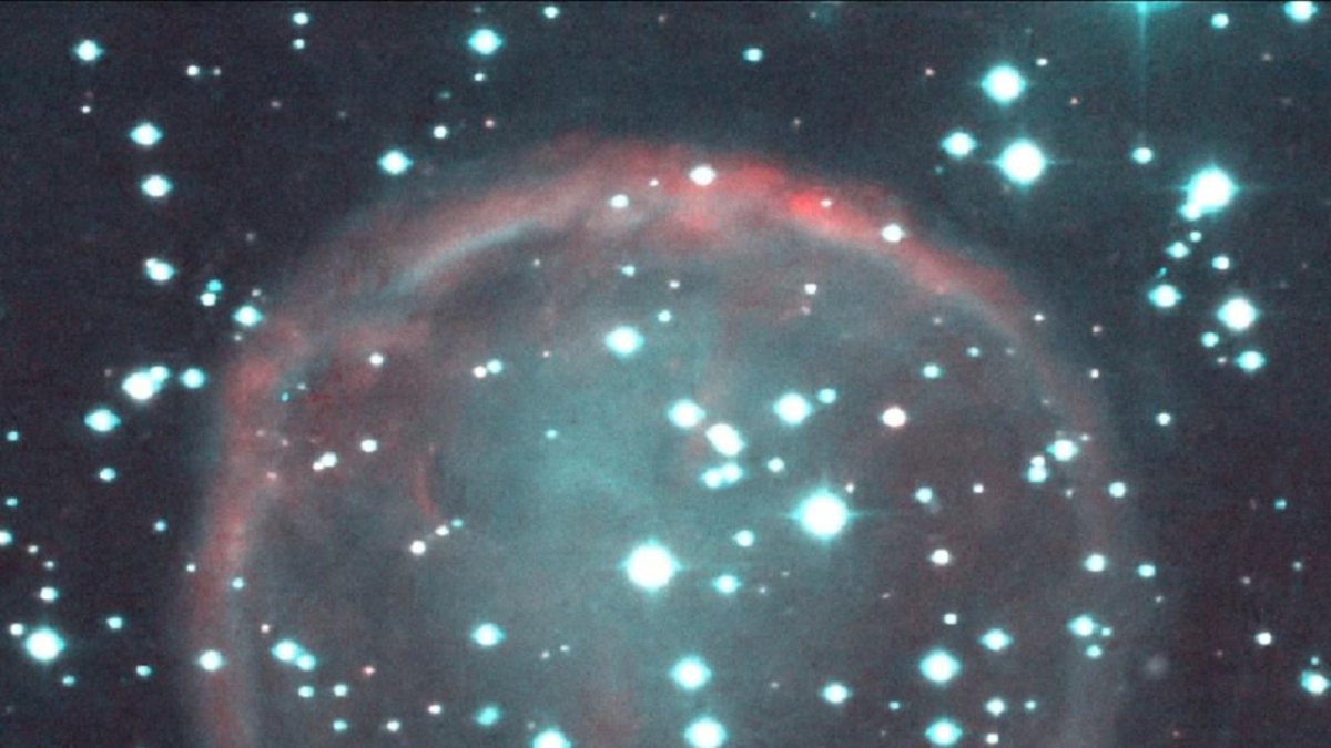 Una nebulosa planetaria que ha sido descubierta por el IAC, en colaboración con un grupo internacional de investigación, y que destruye su propio sistema solar.