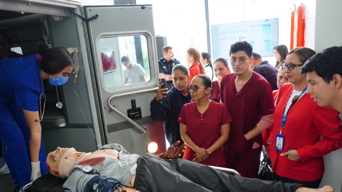 Ambulancia. Los estudiantes practicarán con casos reales.