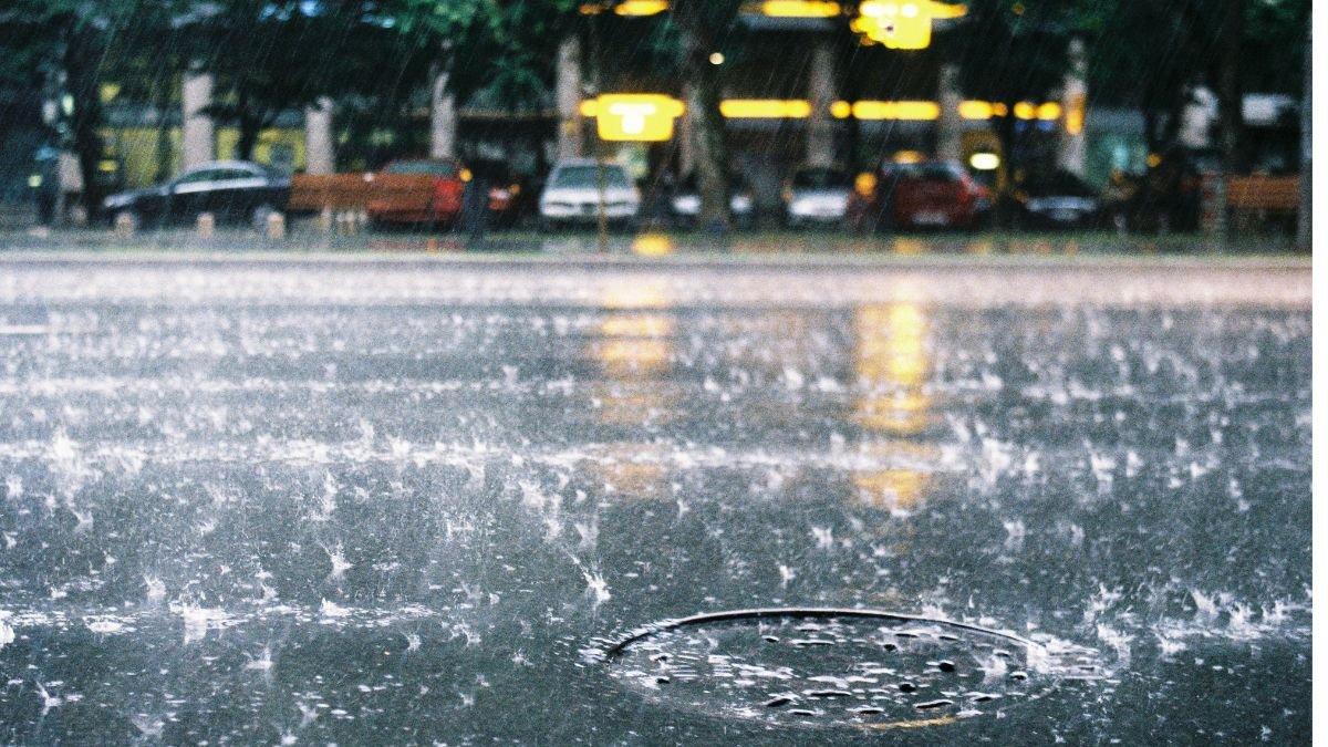 Las lluvias son frecuentes durante la estación invernal en Ecuador.