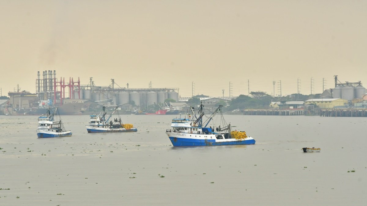Transacción. El canje de deuda es una de las opciones que maneja la Prefectura del Guayas.