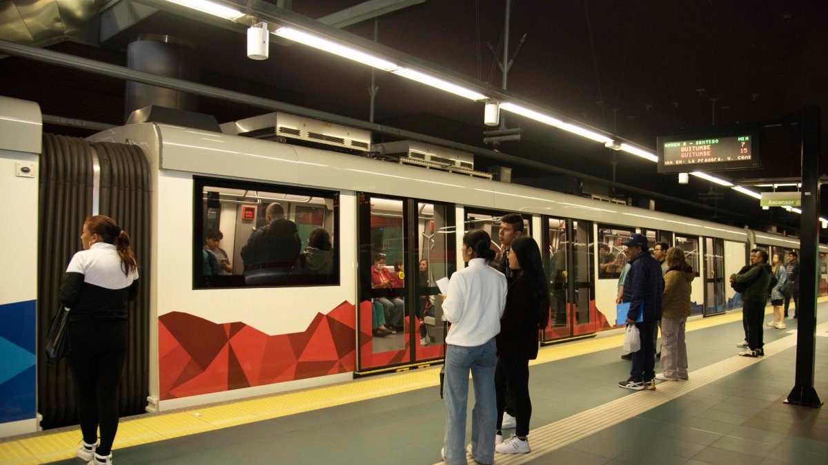 El Metro de Quito empezó sus operaciones en diciembre de 2023.