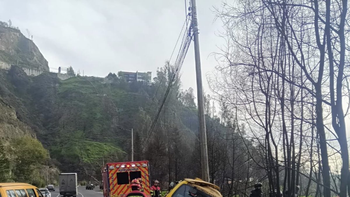 Una persona que iba en la furgoneta falleció.