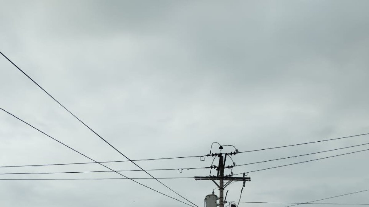 Se realiza reparación de semáforos en Mucho Lote