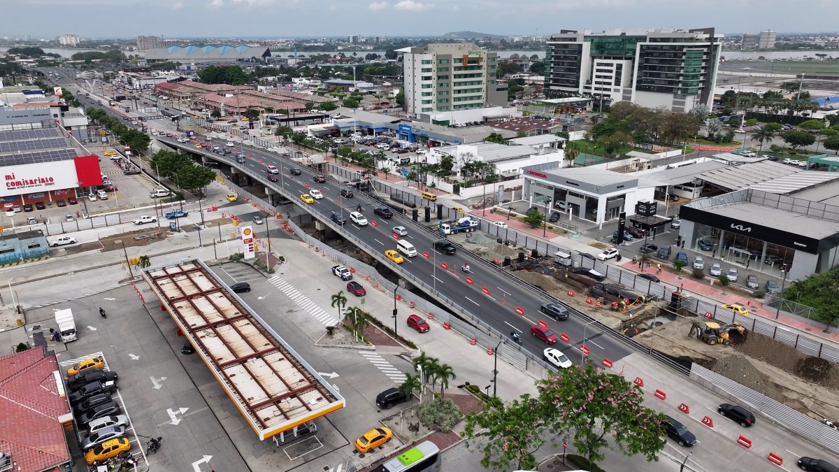 Se habilitará contraflujo en el paso elevado disponible.