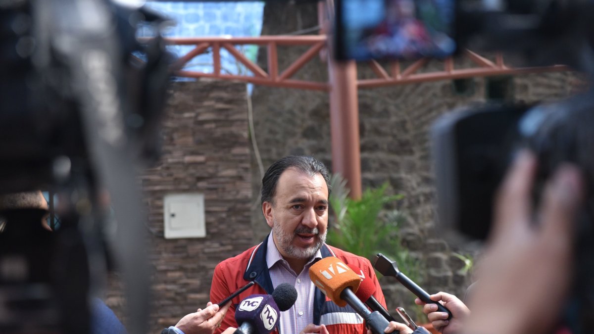 Programa. El alcalde Pabel Muñoz retomó ayer su espacio semanal Frecuencia Quiteña, tras dos semanas de ausencia. No tocó el tema electoral.