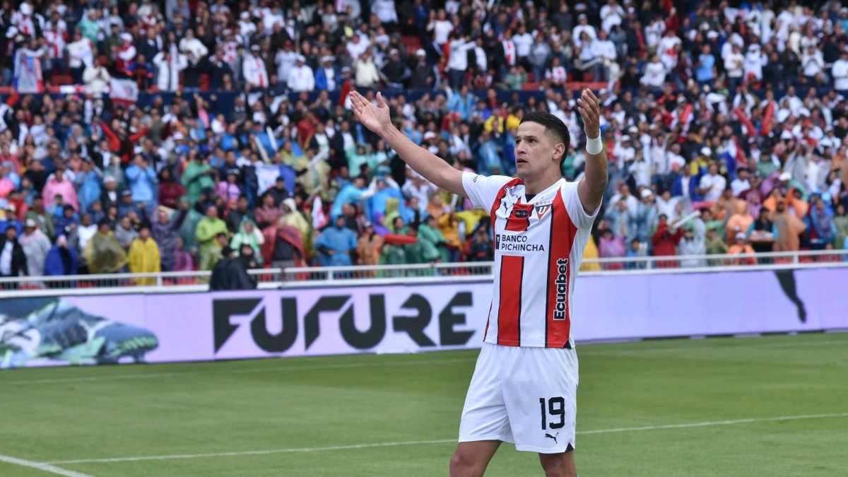 Álex Arce fue el goleador de la LigaPro del año pasado con 28 anotaciones. El delantero paraguayo tiene contrato con Liga de Quito hasta finales de 2026.