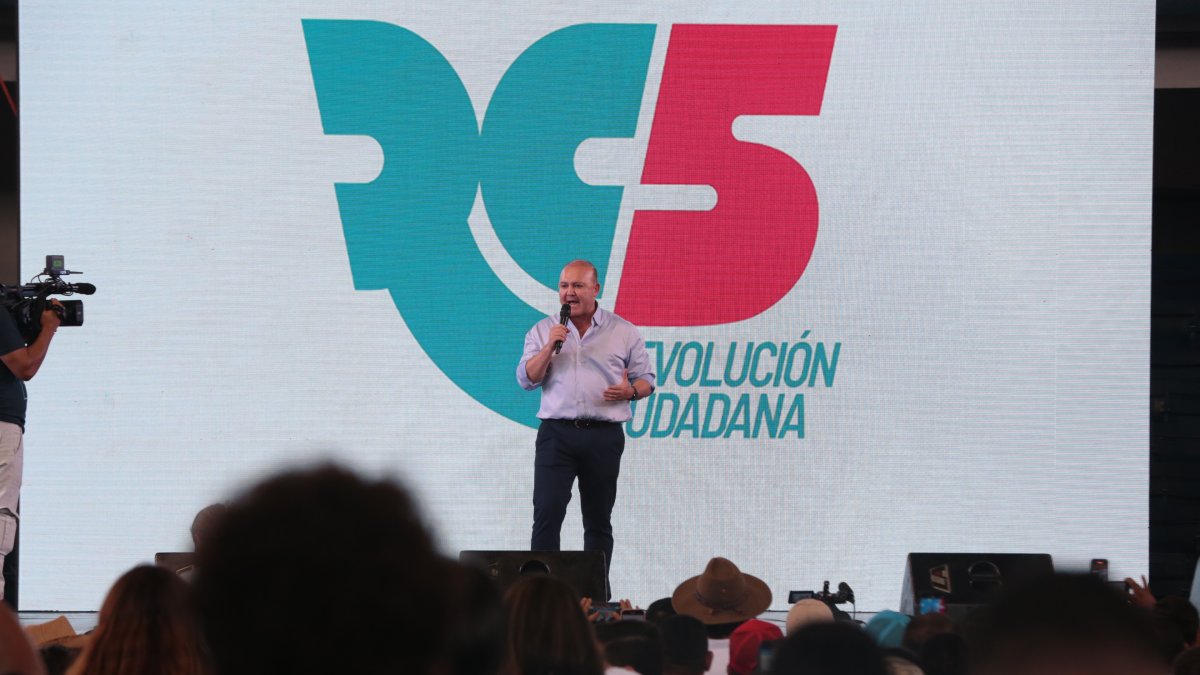 Diego Borja es el candidato vicepresidencial de la Revolución Ciudadana.