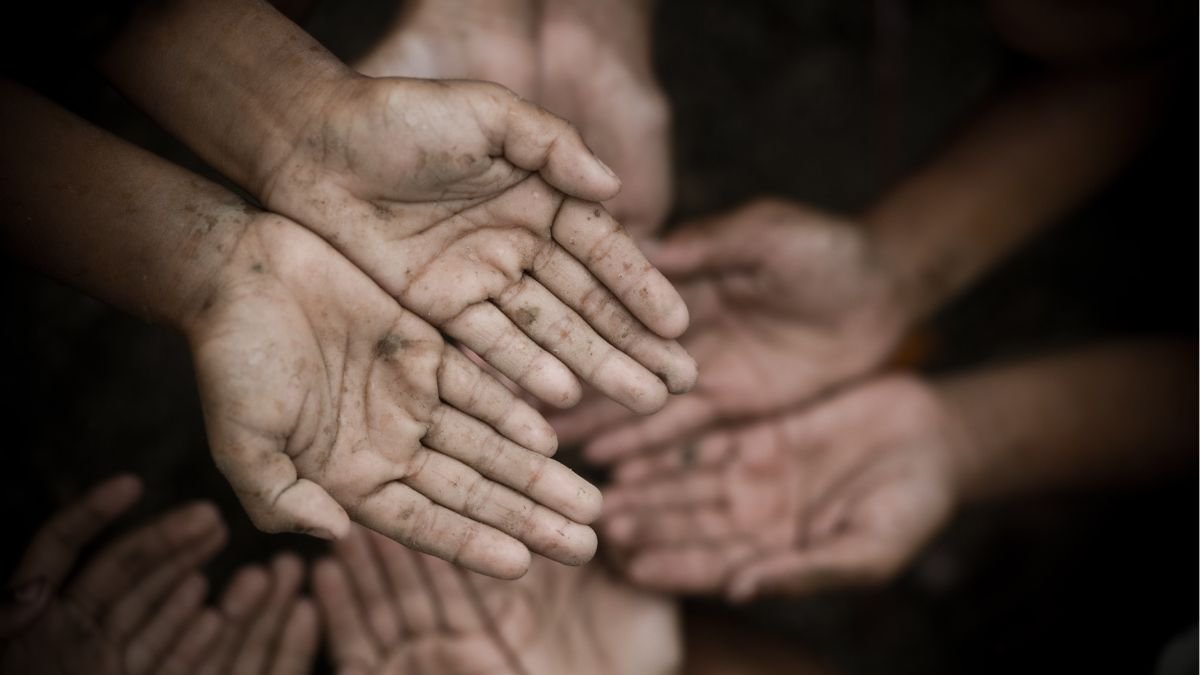Referencial. La pobreza es multidimensional. En Ecuador, se concentra en mayores porcentajes en las zonas rurales.