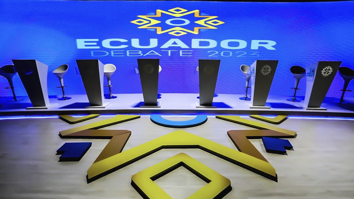 Los debates electorales obligatorios en Ecuador se realizan desde 2021.
