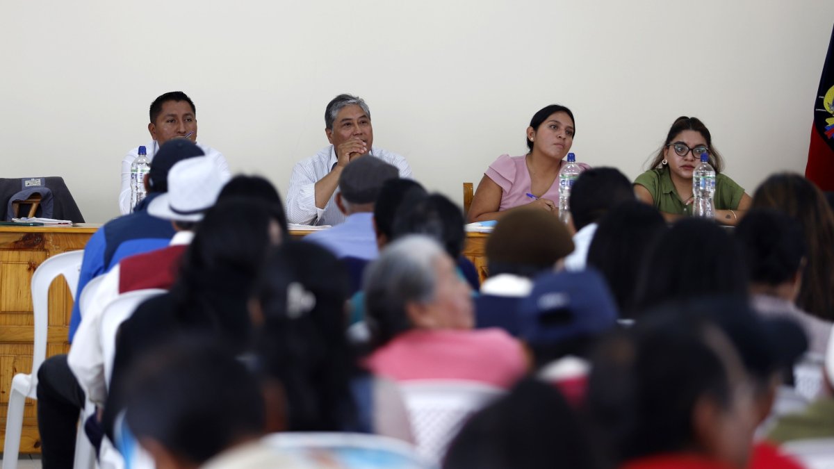 El domingo 13 de enero de 2025, la asamblea eligió a los integrantes de las 13 comisiones de la comuna de Lumbisí.