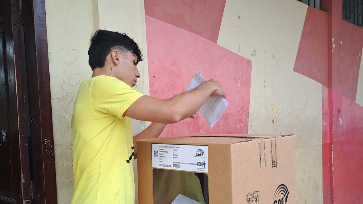 Los ecuatorianos acudirán a las urnas el 9 de febrero de 2025.