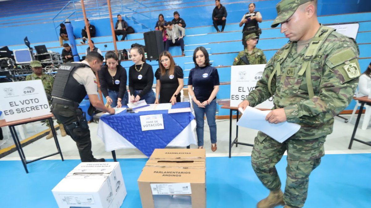 Uno de los recintos electorales que se prepararon para el primer simulacro de las elecciones generales de 2025.