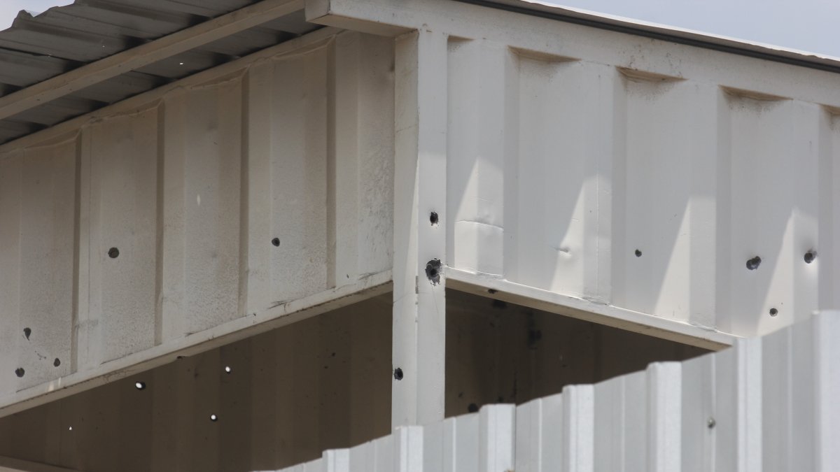 BALACERA EN DEPOSITO DE CONTENEDORES EN LA LADRILLERA 2025-01-19 PERIODISTA MIGUEL PARRAGA FOTOGRAFO CHRISTIAN VINUEZA AG-PERIODISTA AG-GRANASA AG-EXTRA