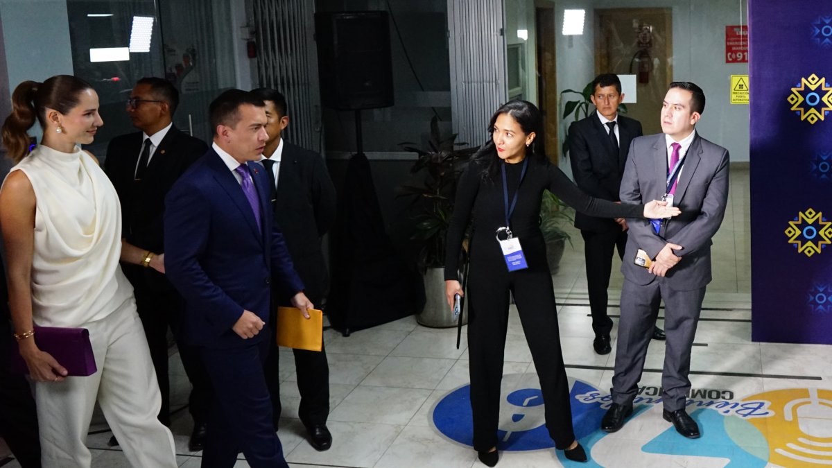 Escenario. Noboa previo al Debate 2025.