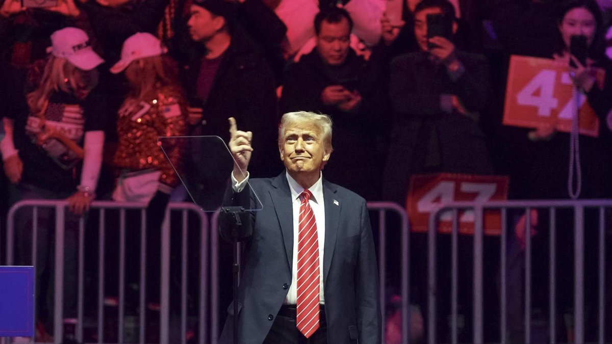 El presidente electo de EE.UU., Donald Trump, durante un mitin en Washington, el 19 de enero de 2025. EFE/EPA/WILL OLIVER