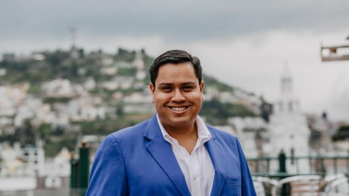 César Coronel, gerente de Defensa Deudores.