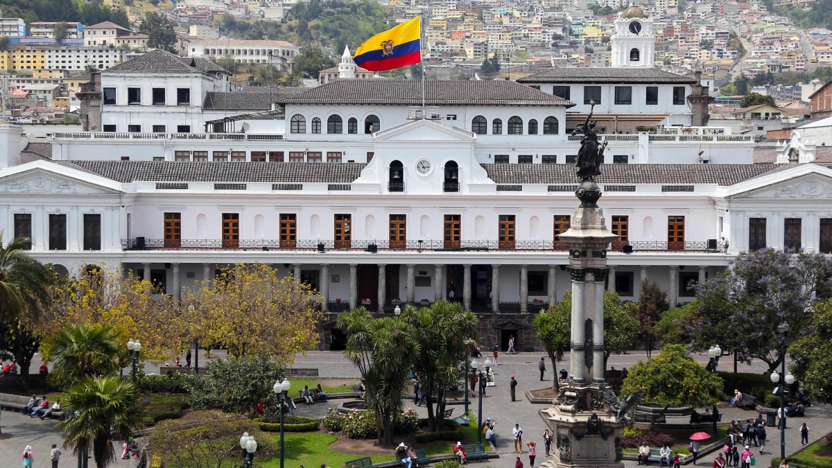 El Secretario Jurídico de la Presidencia solicitó a la Corte Constitucional que convoque a la audiencia para defender el Decreto 500.