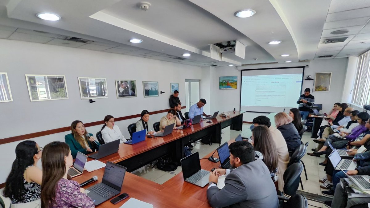 Delegados del Ministerio de Ambiente y del Municipio de Guayaquil se reunieron en Quito este martes 21 de enero.