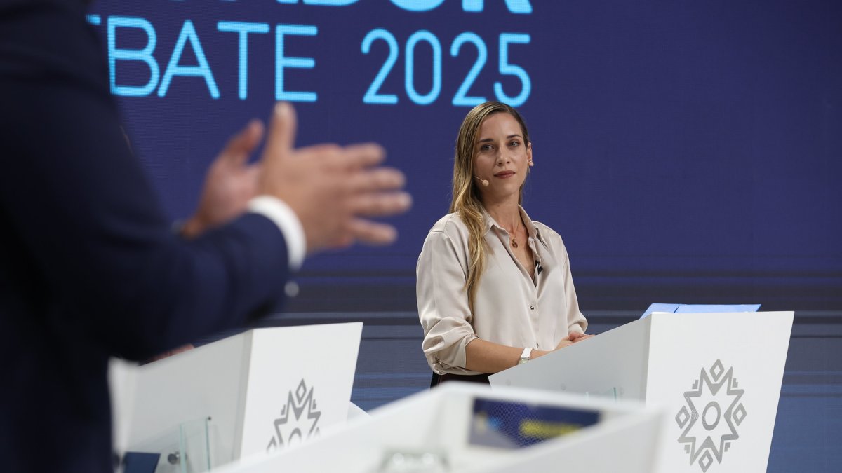 González fue sorteada en el segundo grupo de candidatos para el debate.