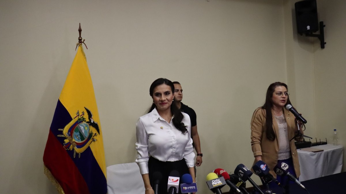 Verónica Abad escribió a Cynthia Gellibert y le notificó las dificultades para viajar a Turquía.