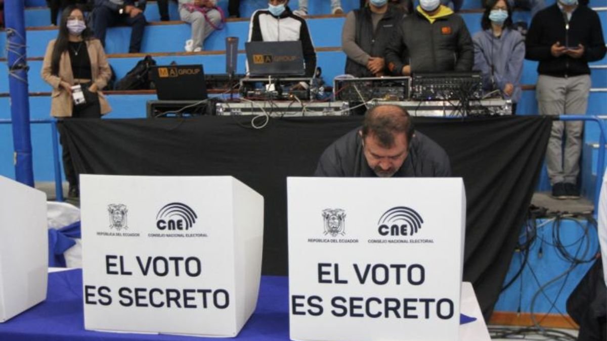 Más de 13 millones de ecuatorianos están convocados a sufragar el próximo 9 de febrero,