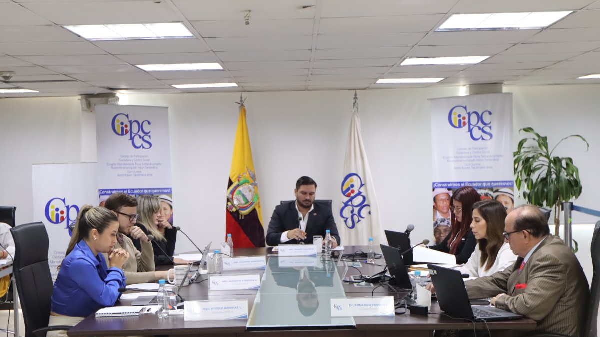 Sesión. El Pleno del Consejo de Participación Ciudadana sesionó el 22 de enero y adoptó medidas en relación a la Superintendencia de Bancos.