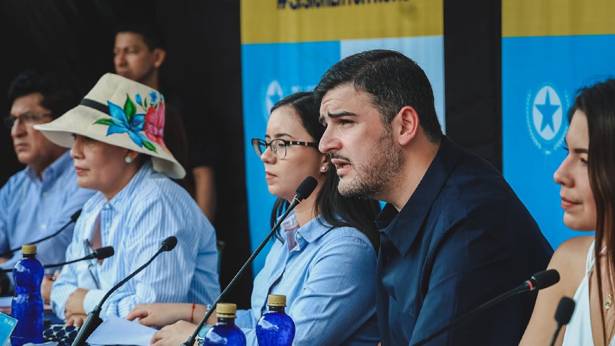 El alcalde de Guayaquil, Aquiles Álvarez, en una sesión itinerante del Concejo Cantonal.