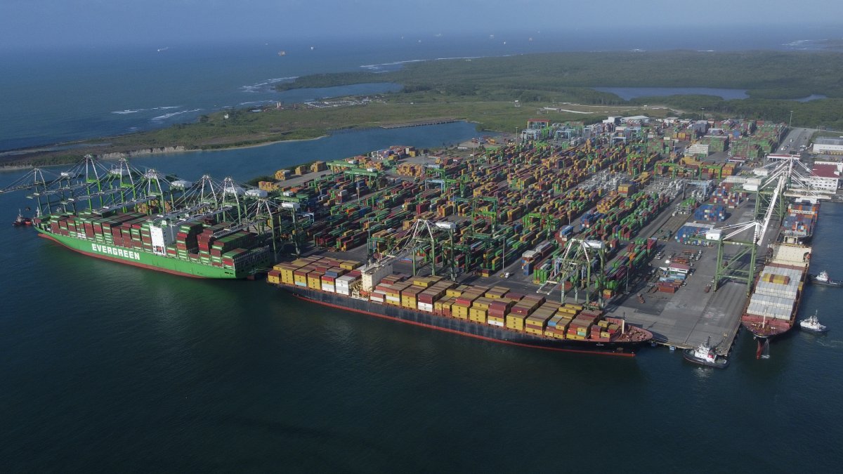 El Canal de Panamá ha causado tensiones con Estados Unidos.