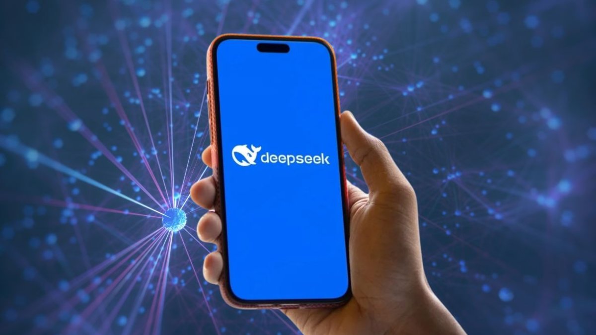 DeepSeek ha desarrollado un modelo de inteligencia artificial que compite directamente con los gigantes tecnológicos occidentales.