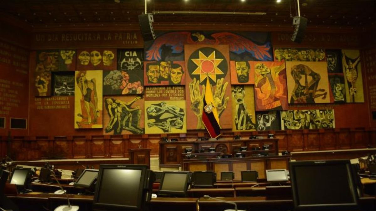 La Asamblea Nacional es el primer poder del Estado; en otros países es denominada como Congreso.