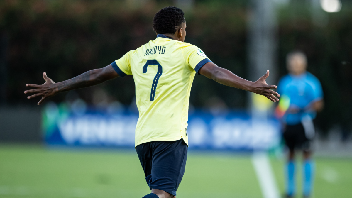 Keny Arroyo celebra el gol que hizo contra Bolivia en el Sudamericano Sb-20