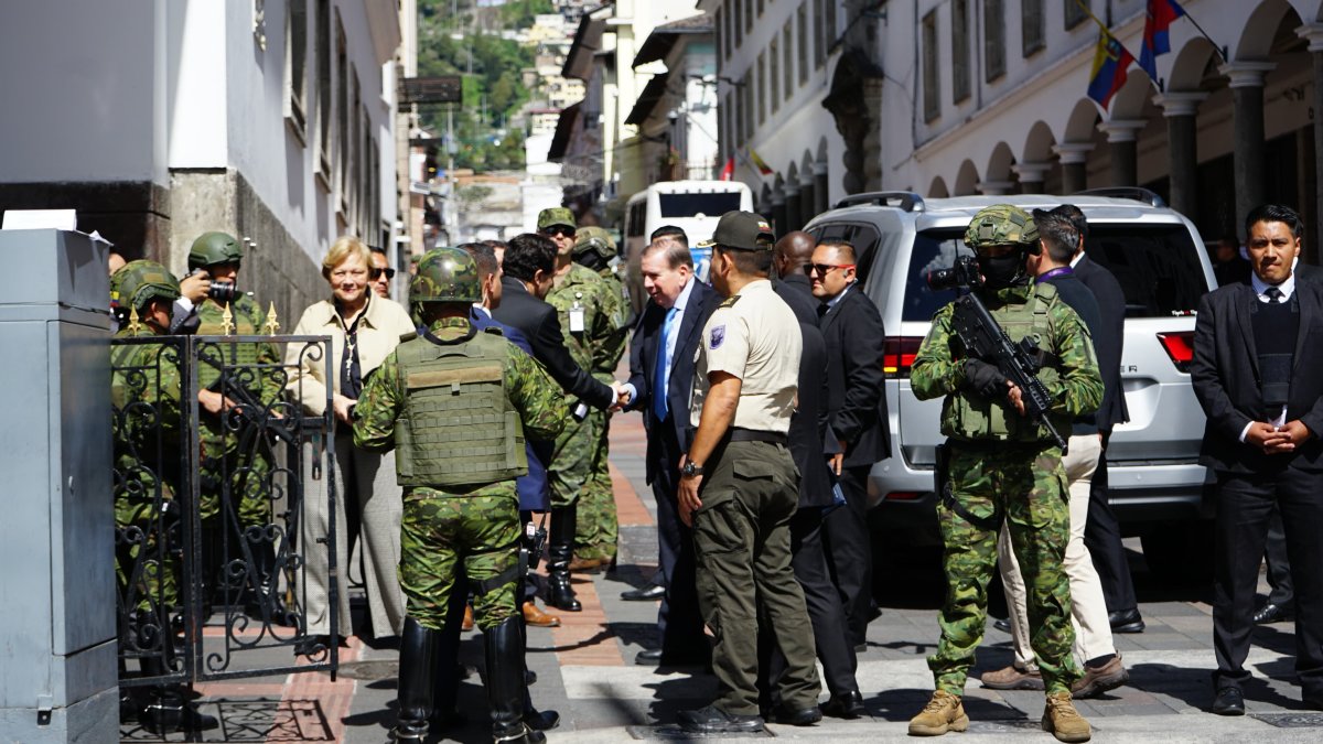 Edmundo González llegó a Carondelet este 28 de enero de 2025.