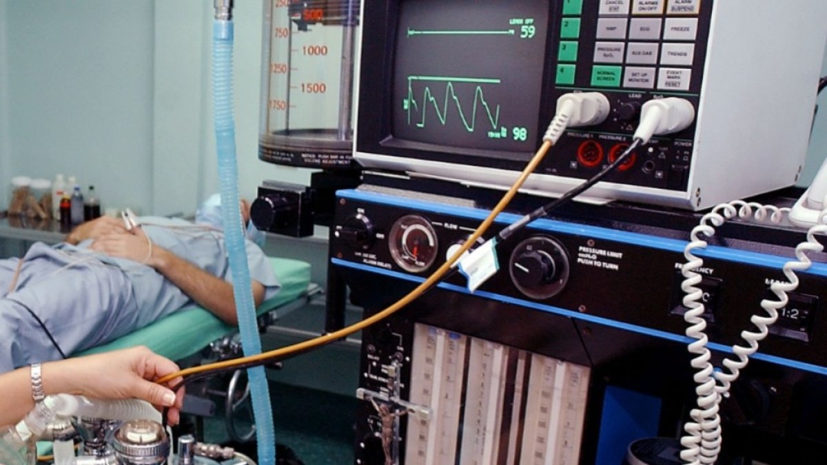 Referencial. El médico no contaba con la especialización requerida