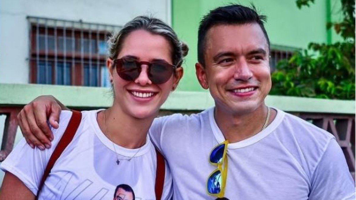 Agenda. La esposa del presidente y candidato Daniel Noboa se ha sumado a los actos de campaña.