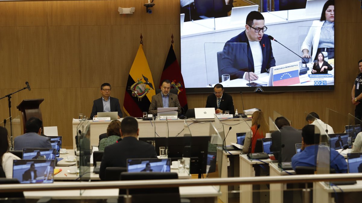 En concejo trataron en primer debate que permitiría la renovación automática de las LUAE