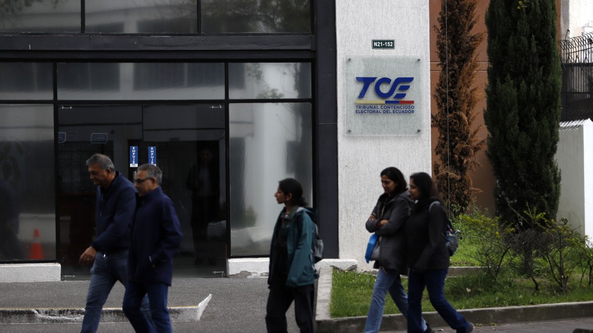 Una tercera denuncia electoral en contra de Daniel Noboa se acumula en el TCE.