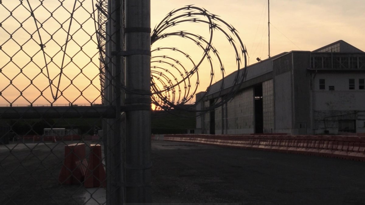 Una zona del centro de detención de Guantánamo, el 7 de noviembre de 2023, en la Base militar estadounidense en Guantánamo (Cuba).