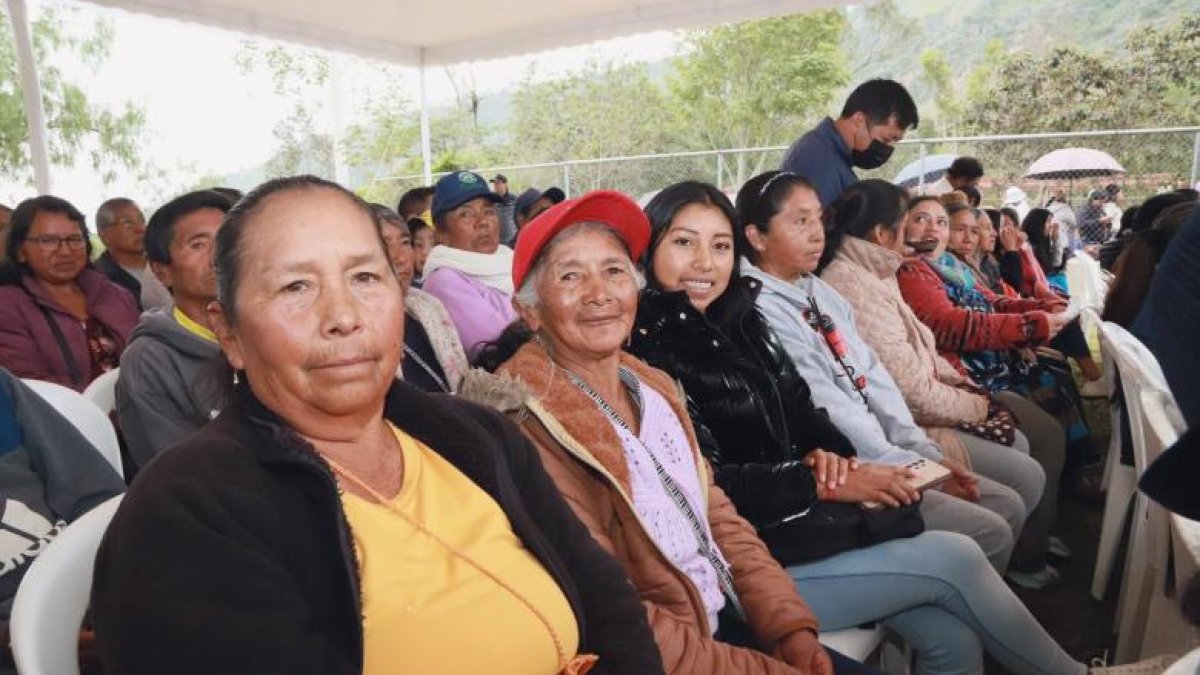 Las personas se pueden jubilar a los 60 años pero habiendo aportado por 30 años.