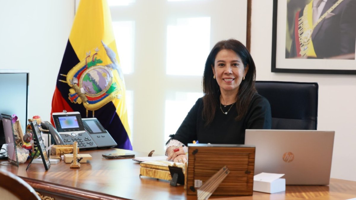 Confianza. Los mandatos de Cynthia Gellibert se han caracterizado por periodos relacionados a fines de semana.