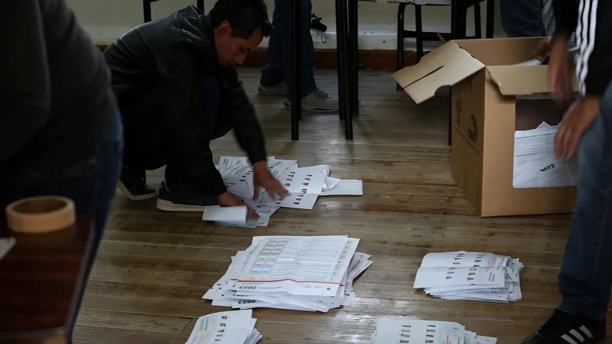 Desde las 17:00 del 9 de febrero, se realizará el conteo de votos. Mientras tanto, se difundirán  los resultados no oficiales del exit poll