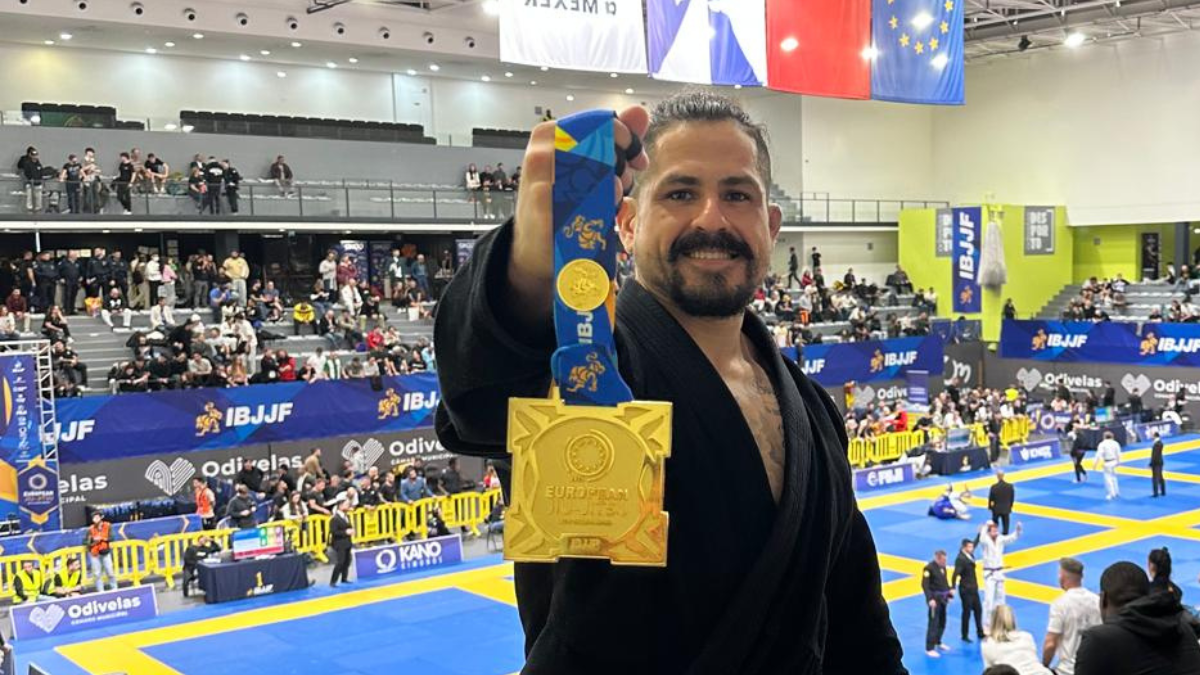 Ricardo Romero fue campeón de la categoría cinturón violeta master 2.