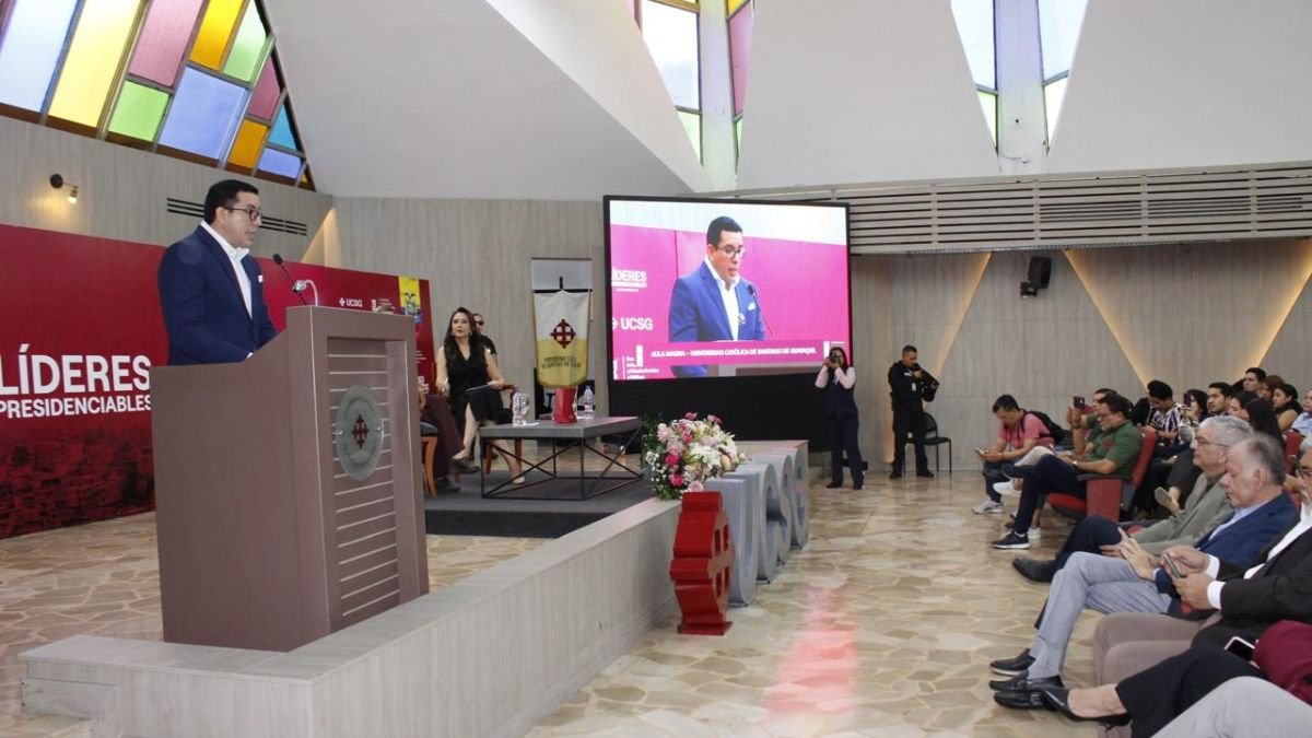 Debate. Los candidatos presidenciales y asambleístas nacionales tuvieron un espacio de diálogo en distintas universidades para exponer sus propuestas.