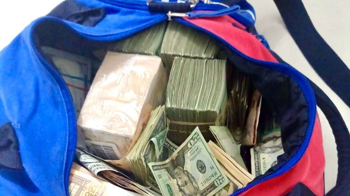 La evidencias que se encontraron en allanamientos que se ejecutaron en Pichincha, Cotopaxi, Guayas, ElOro, Azuay y Los Ríos, el 6 de febrero de 2024.