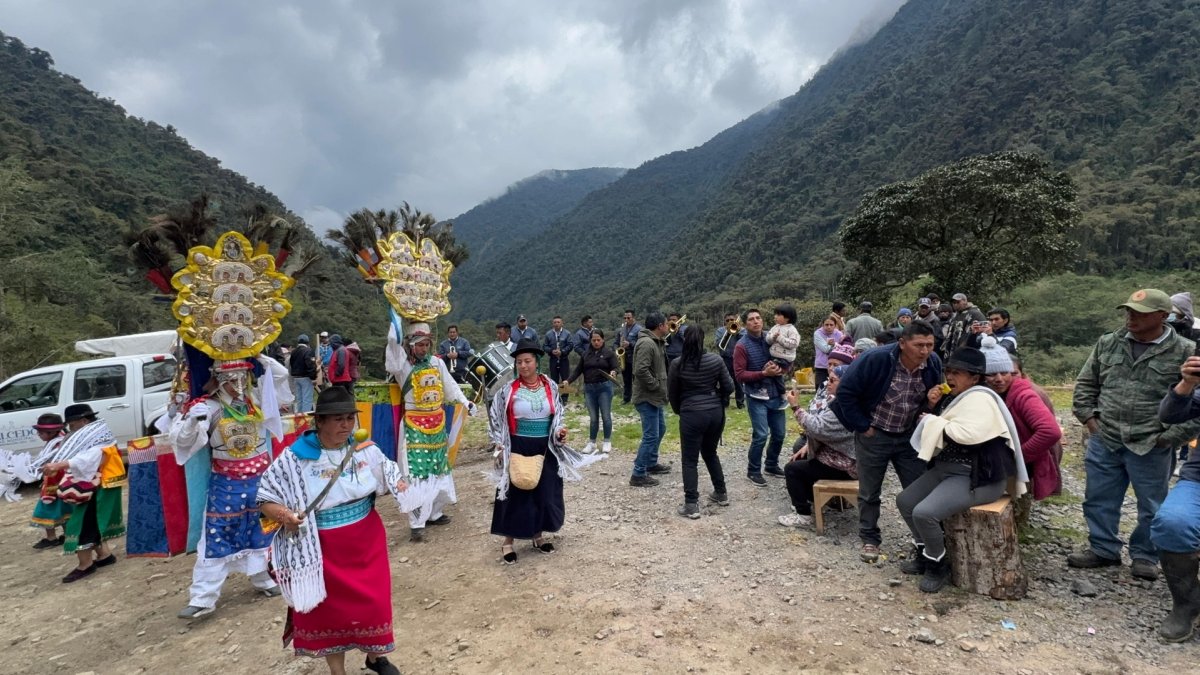 Festival. Los colonos realizaron por primera vez la ceremonia religiosa para la Virgen de Las Carmelas. El evento atrajo a varios turistas.