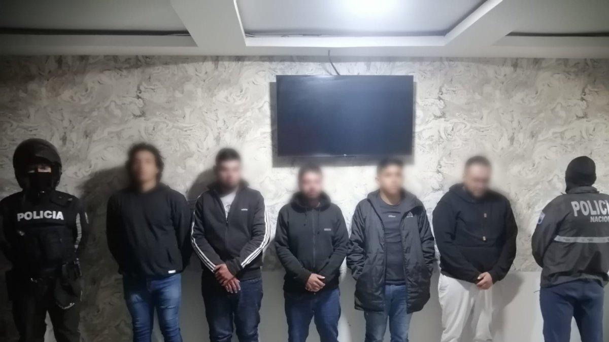 La Policía aprehendió a cinco ciudadanos implicados en el delito de tenencia y porte de armas de fuego