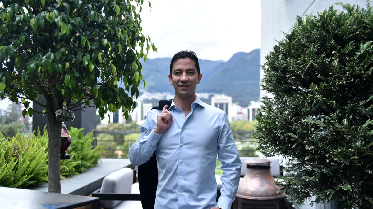 Ricardo Aguilar es el actual Senoir VP Managing Director de la región andina de Ariadna Communications Group.