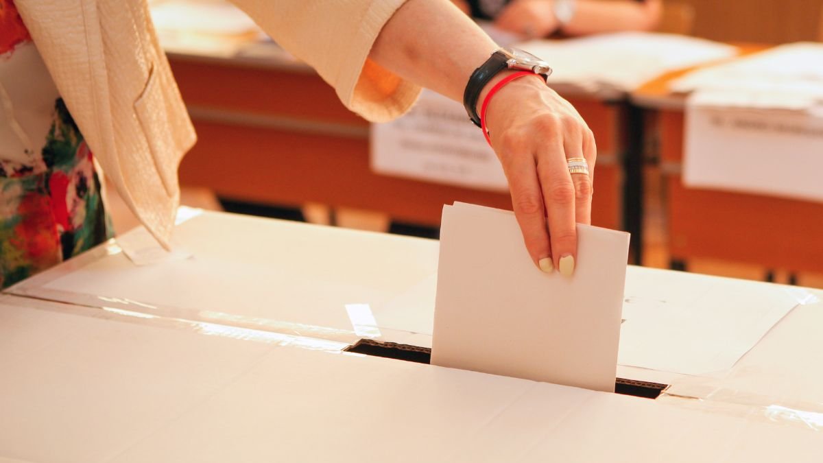 El voto es obligatorio en Ecuador, salvo ciertas excepciones.